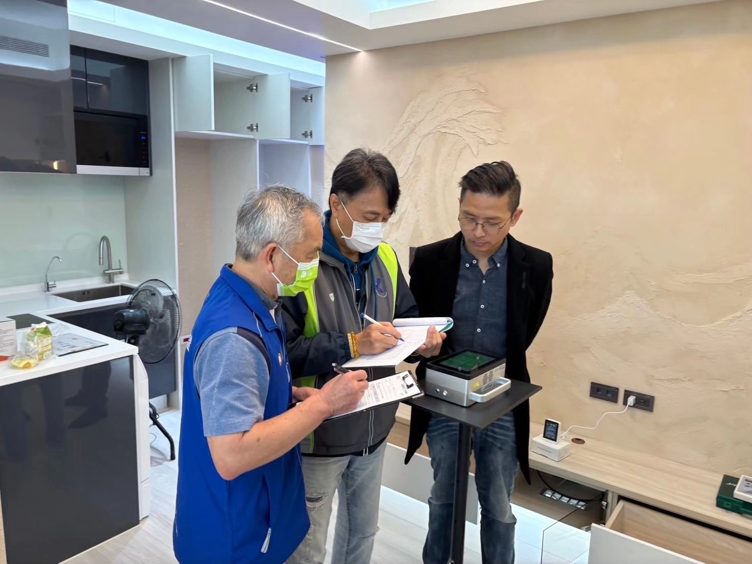 TVOC是什麼？為什麼不只甲醛可怕？室內空氣的「隱形混合毒」一次講清楚
