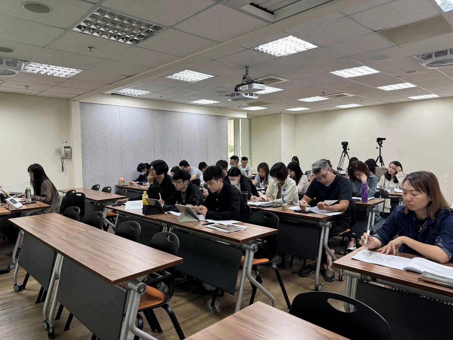 裝潢怎麼避開甲醛？用綠裝修改善空氣品質，打造真正能呼吸的家