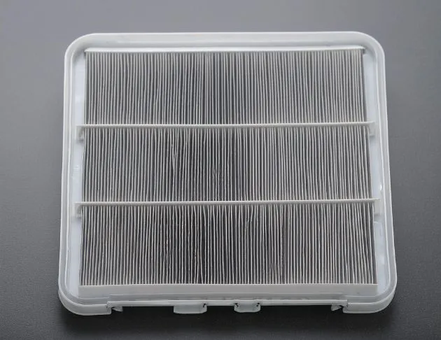 吊隱式冷氣-濾網清洗